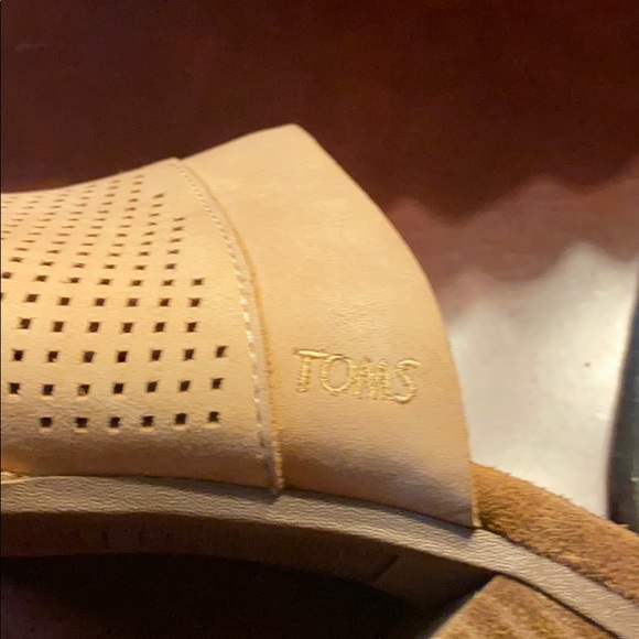 Sandals - Picture 5 of 8